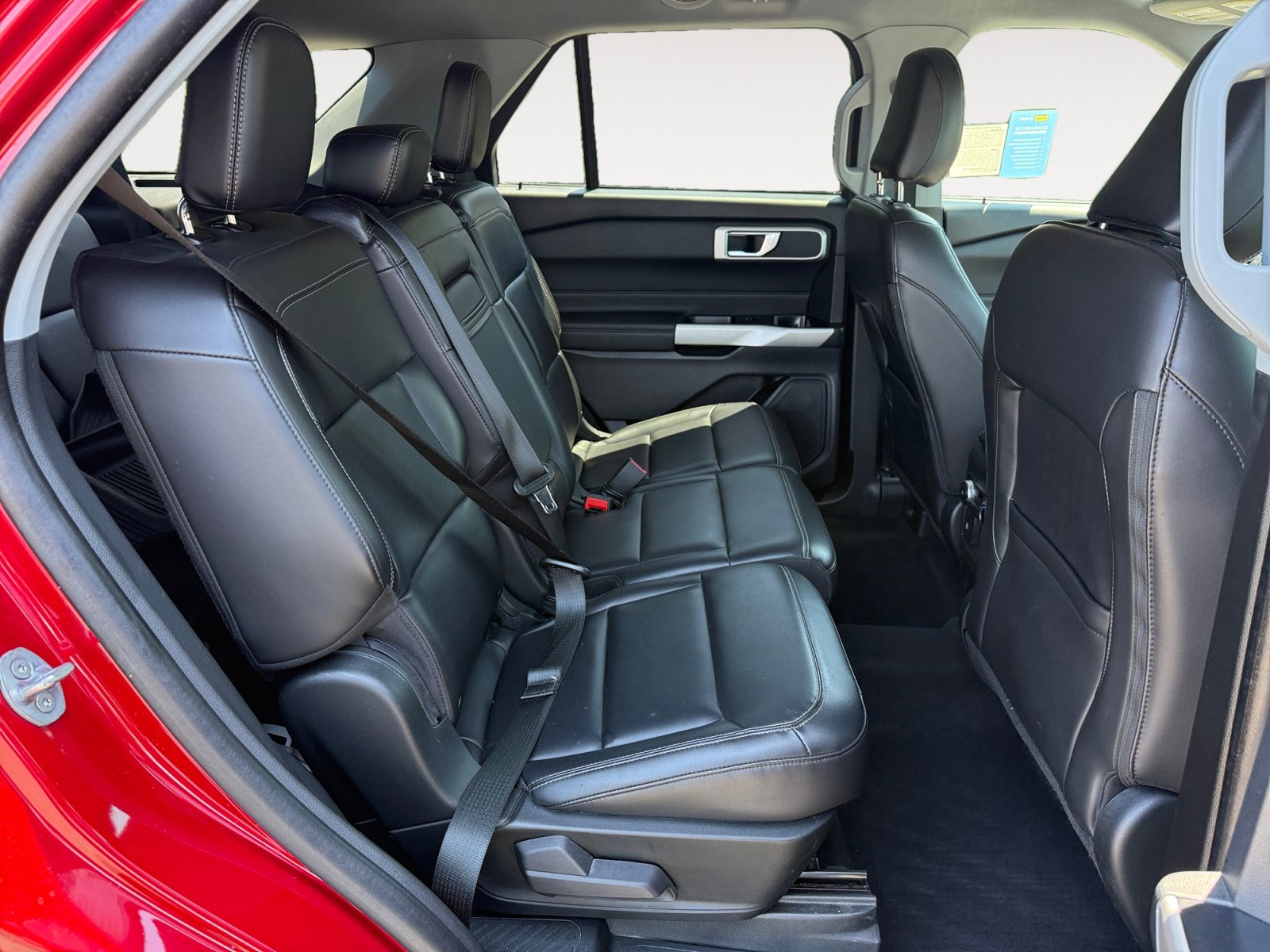 Certified 2023 Ford Explorer XLT w/ Equipment Group 202A RWD image 19