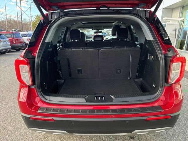 Certified 2023 Ford Explorer XLT w/ Equipment Group 202A image 10