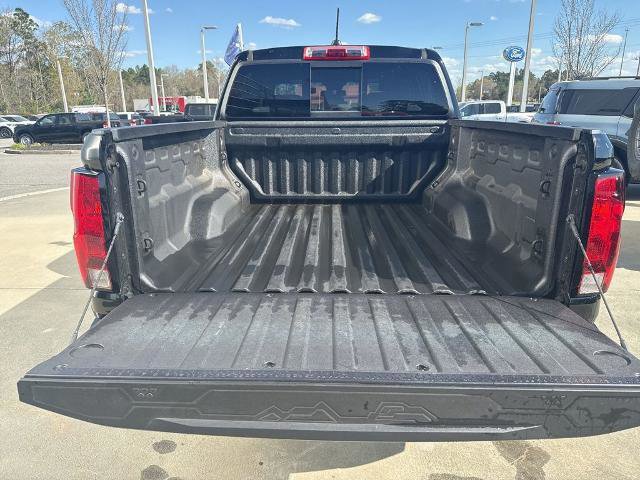 Used 2025 Chevrolet Colorado W/T w/ Advanced Trailering Package image 30