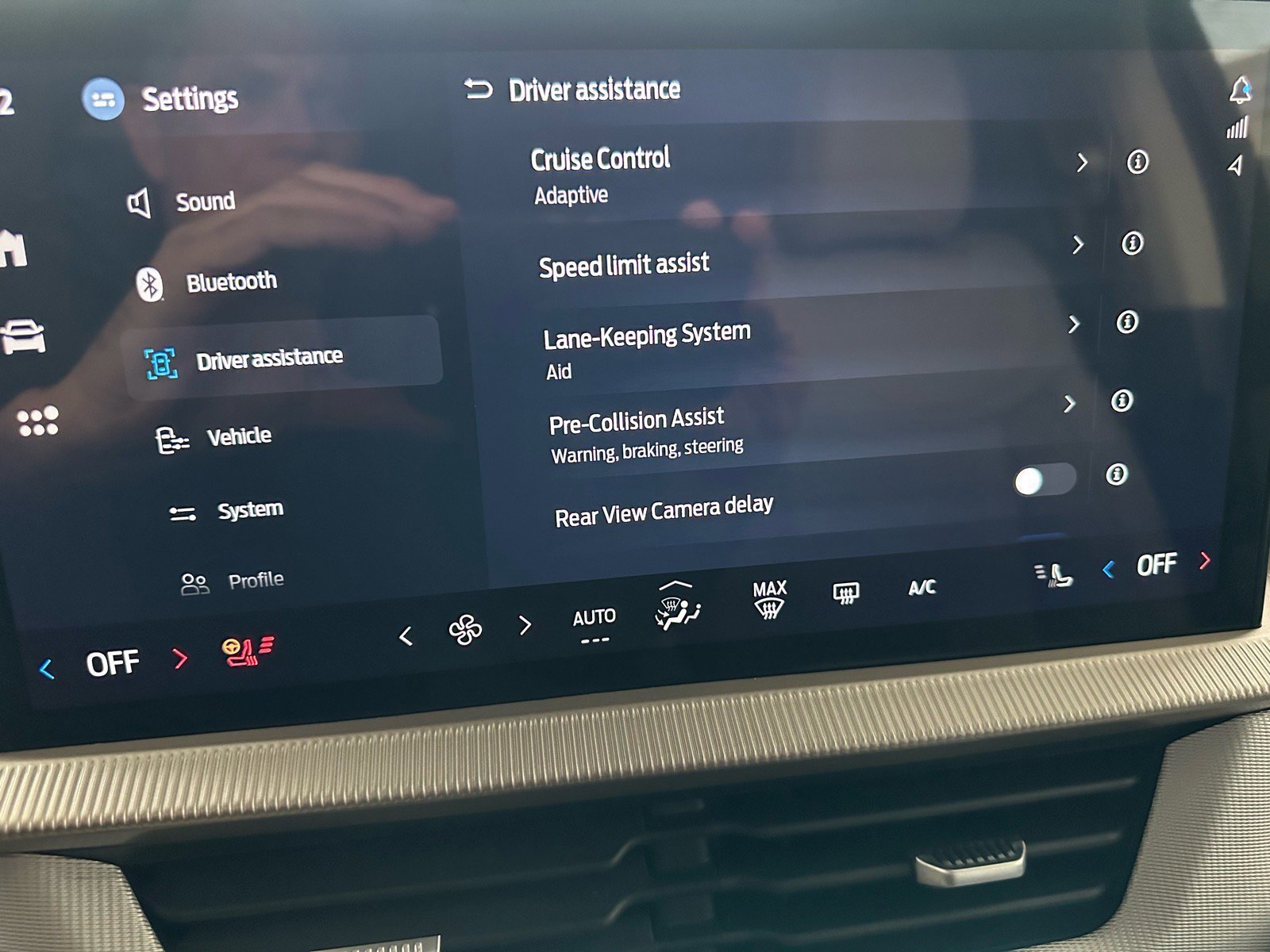 Certified 2025 Ford Explorer Active w/ Active Comfort Package image 49