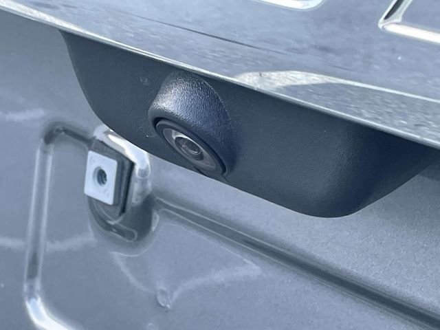 Certified 2023 Ford Explorer XLT w/ Equipment Group 202A image 5