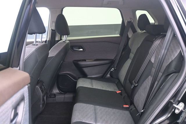 Used 2023 Nissan Rogue SV AWD/4WD image 5