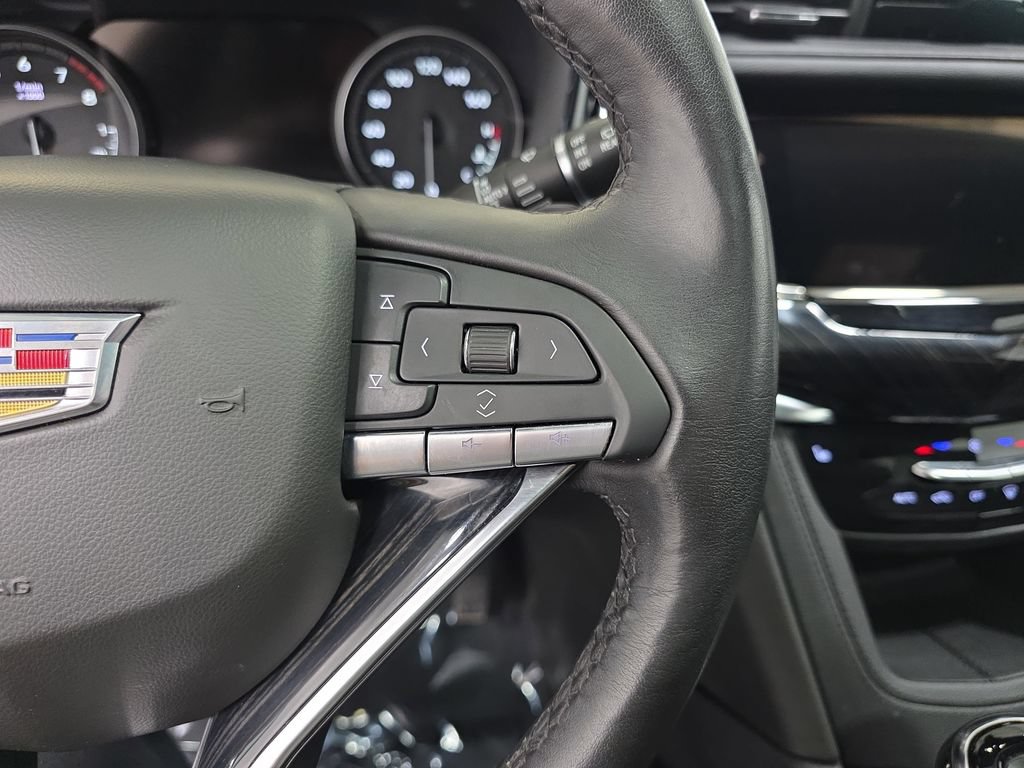 Used 2021 Cadillac XT6 Premium Luxury AWD/4WD image 18