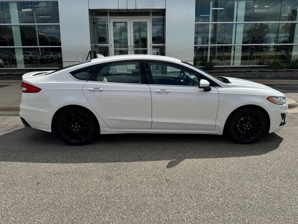 Certified 2019 Ford Fusion SE w/ Equipment Group 151A FWD image 36