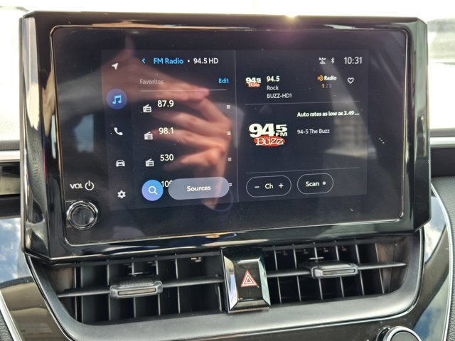 Used 2025 Toyota Corolla LE image 15