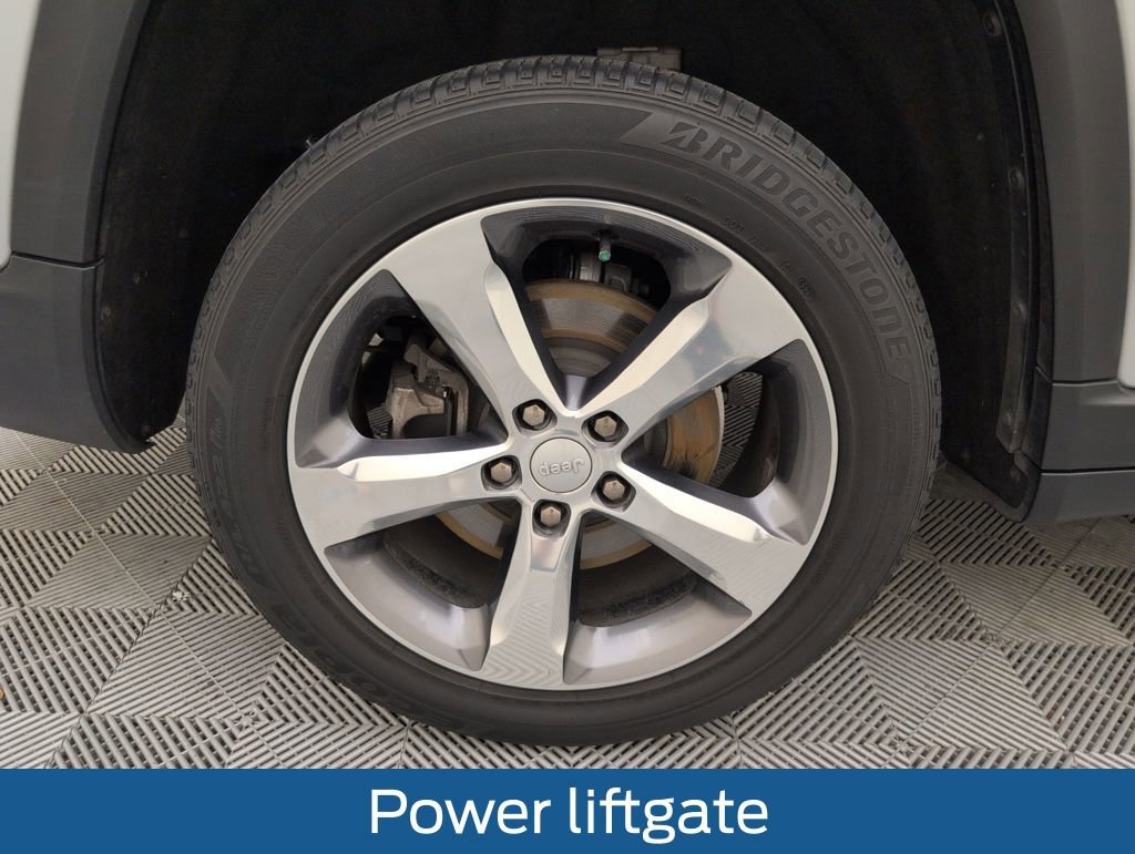 Used 2021 Jeep Grand Cherokee L Limited image 22