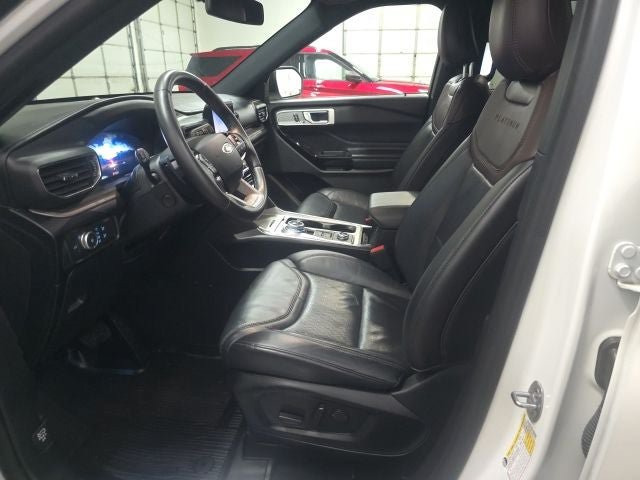 Certified 2021 Ford Explorer Platinum w/ Equipment Group 601A AWD/4WD image 17