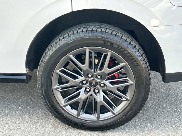 Certified 2025 Ford Expedition Platinum w/ Stealth Performance Package image 12