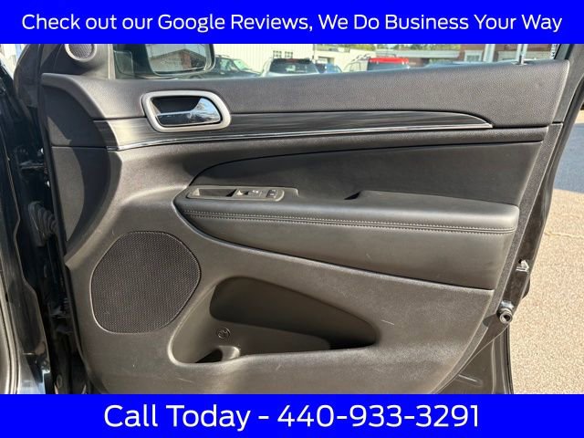 Used 2022 Jeep Grand Cherokee Limited image 38