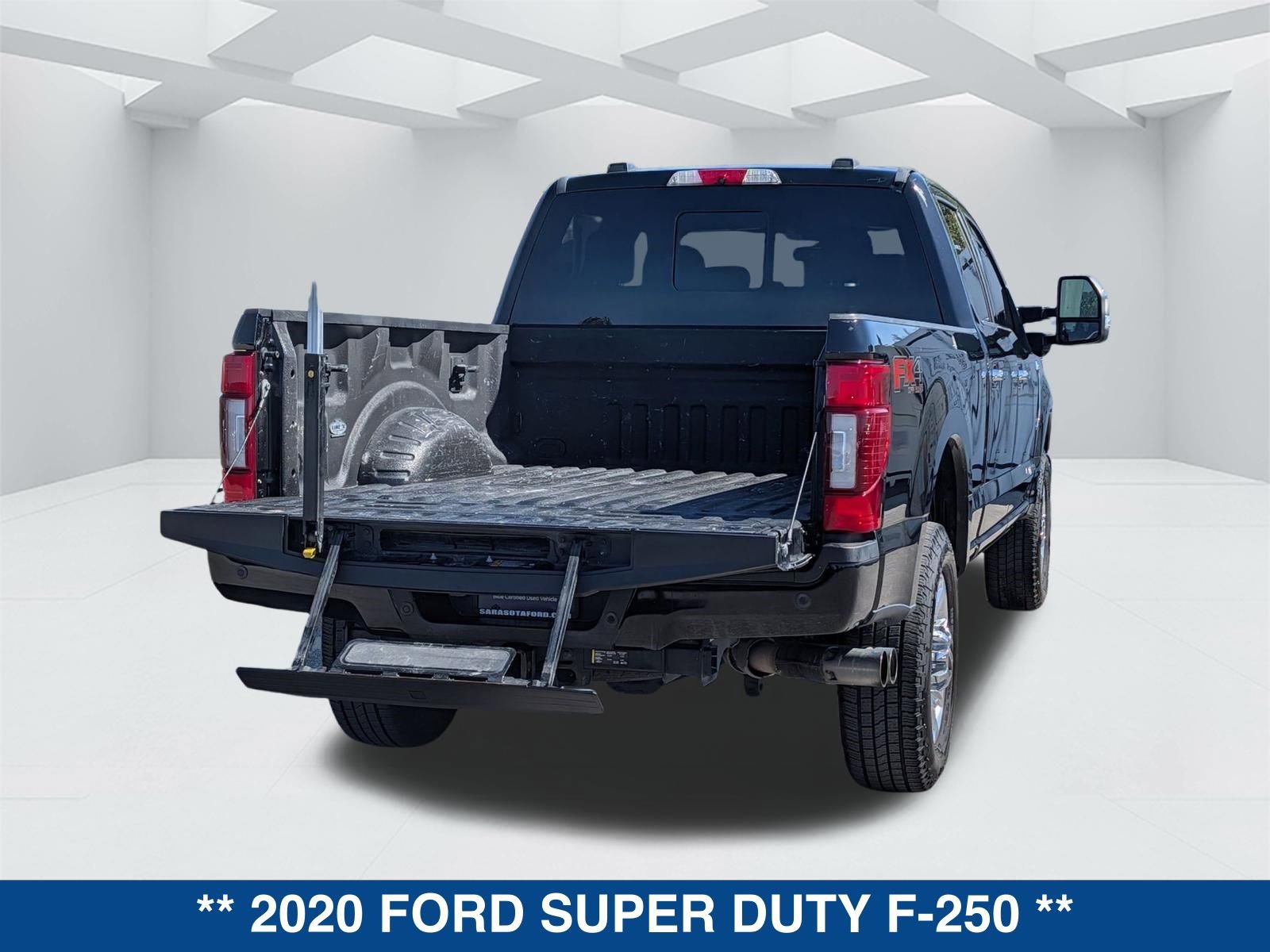 Certified 2020 Ford F250 Platinum w/ FX4 Off-Road Package image 13