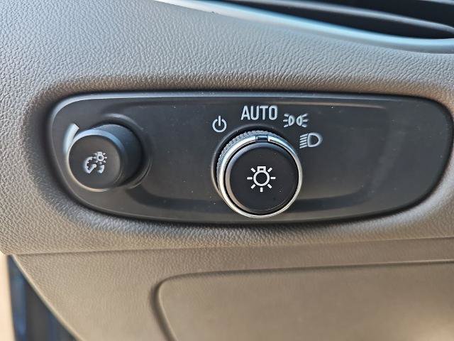 Used 2025 Chevrolet Malibu LT FWD image 24
