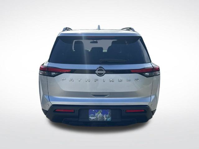Used 2025 Nissan Pathfinder SV FWD image 7