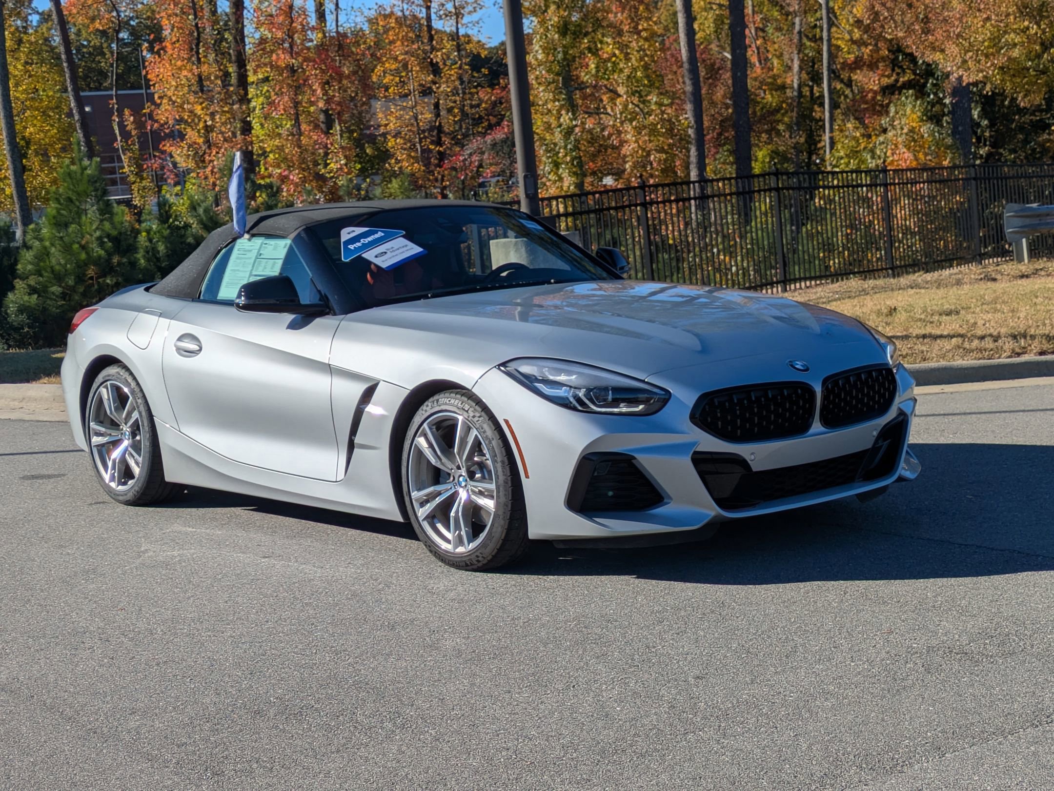 Used 2022 BMW Z4 sDrive30i w/ M Sport Package image 8