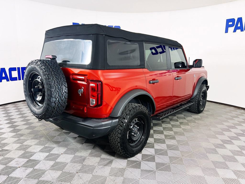 Certified 2023 Ford Bronco Black Diamond image 3