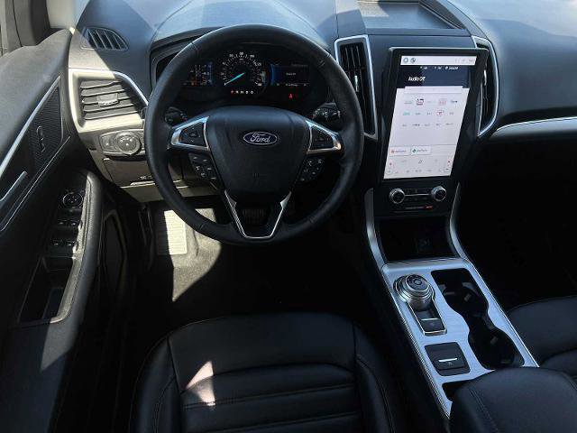 Certified 2022 Ford Edge SEL image 16