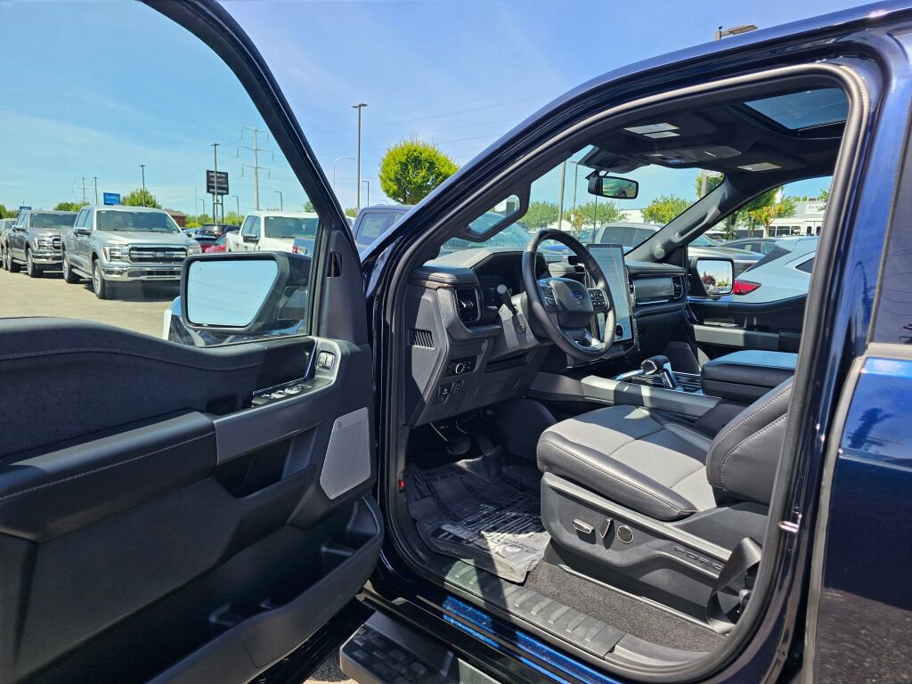 Certified 2025 Ford F150 Lightning Lariat AWD/4WD image 14