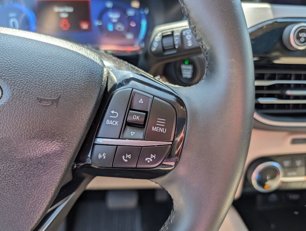 Certified 2022 Ford Escape SEL w/ Technology Package FWD image 8