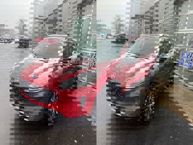 Certified 2020 Ford Escape SE Sport image 2