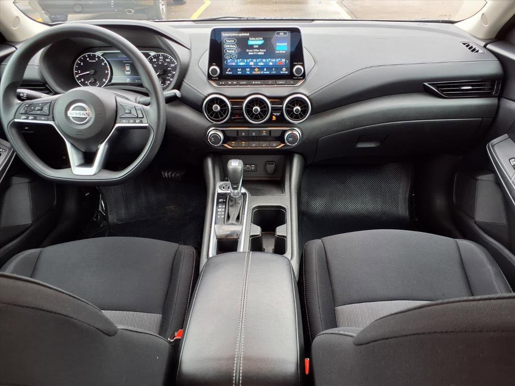 Used 2023 Nissan Sentra SV image 9