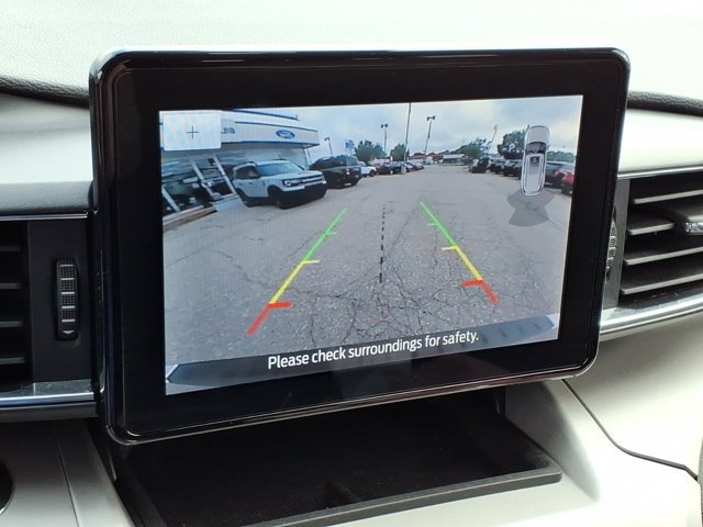 Certified 2024 Ford Explorer XLT w/ Equipment Group 202A AWD/4WD image 9