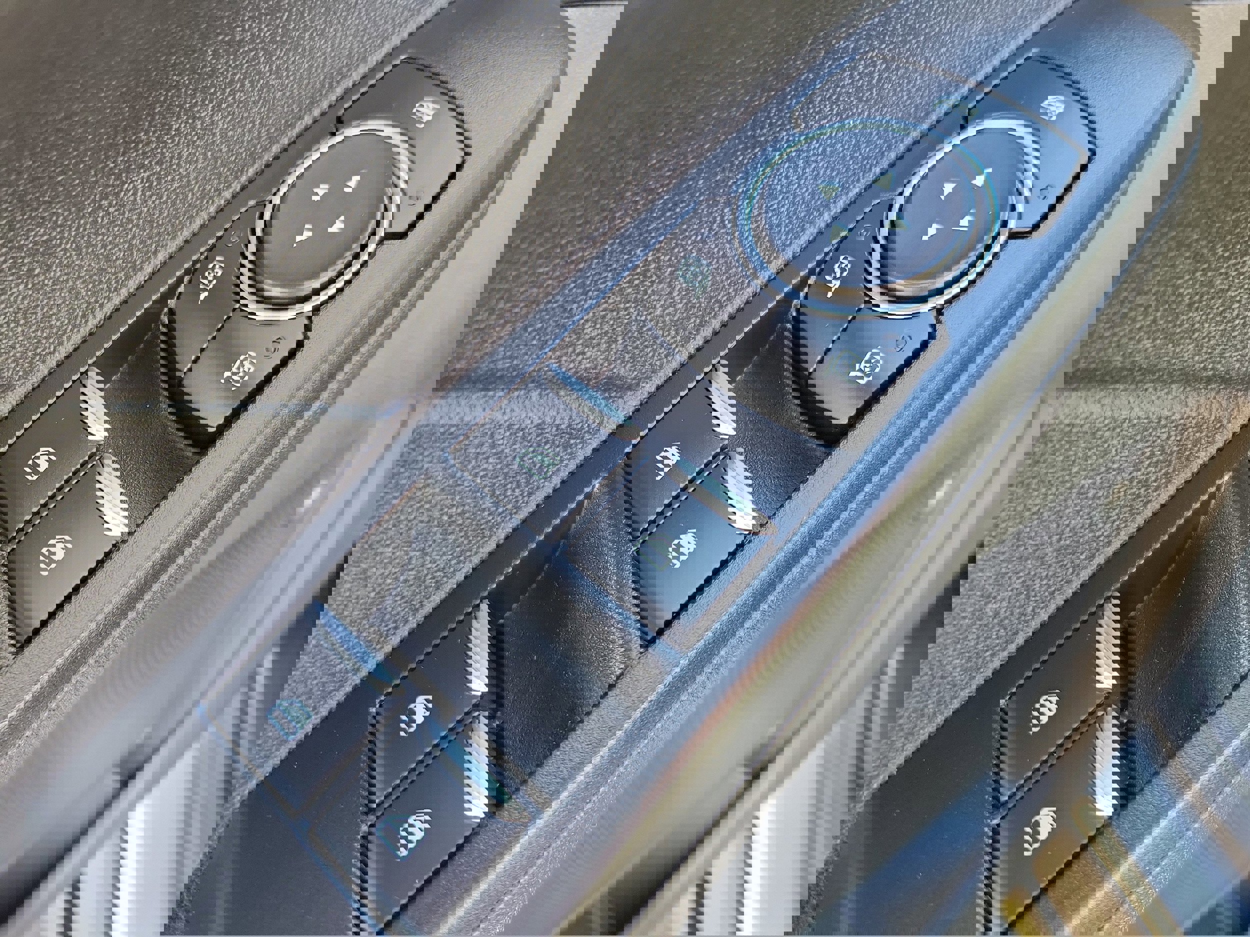 Certified 2022 Ford Escape SE w/ Convenience Package image 19