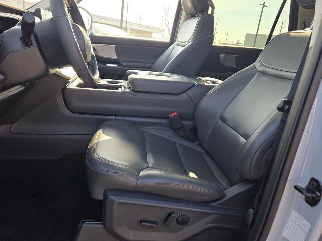 Certified 2025 Ford Expedition Active image 27