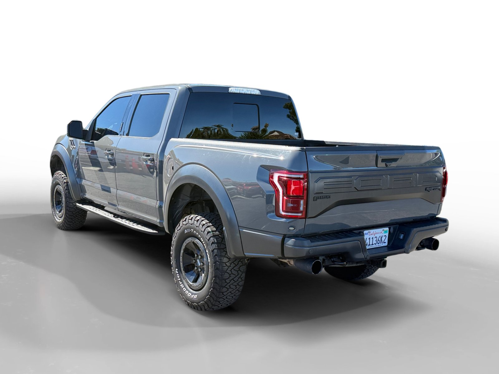 Certified 2018 Ford F150 Raptor w/ Equipment Group 802A Luxury AWD/4WD image 3