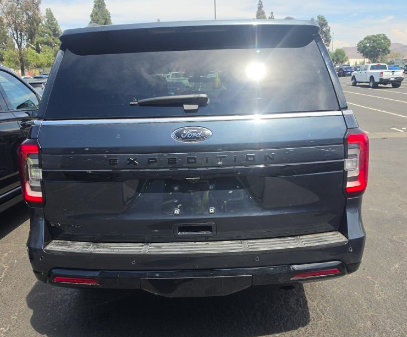Certified 2023 Ford Expedition Limited AWD/4WD image 5
