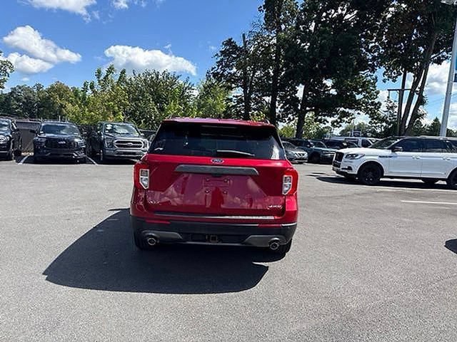 Certified 2023 Ford Explorer XLT w/ Equipment Group 202A AWD/4WD image 11
