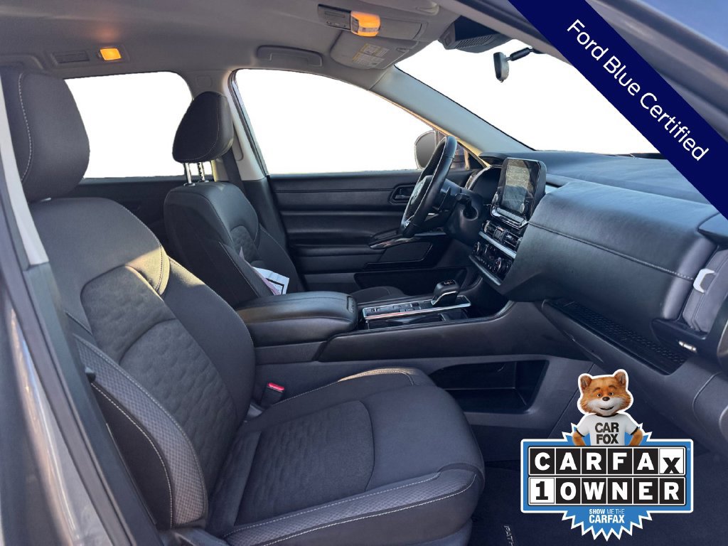 Used 2025 Nissan Pathfinder SV FWD image 20
