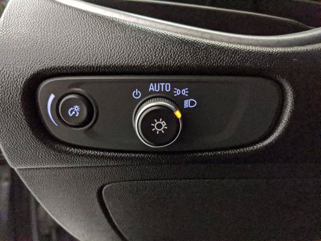 Used 2023 Chevrolet Malibu LS FWD image 13