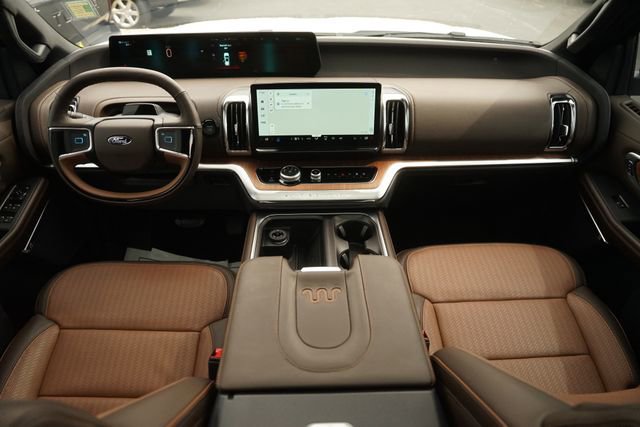 Certified 2025 Ford Expedition King Ranch AWD/4WD image 23
