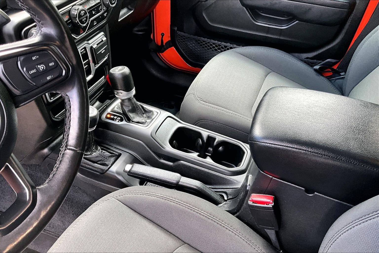 Used 2023 Jeep Wrangler Unlimited w/ Cold Weather Group AWD/4WD image 14