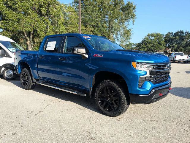 Used 2023 Chevrolet Silverado 1500 LT Trail Boss AWD/4WD image 2