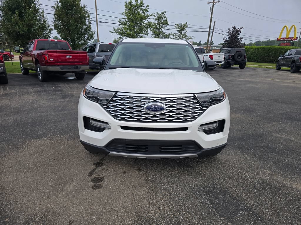 Certified 2020 Ford Explorer Platinum w/ Premium Technology Package AWD/4WD image 8