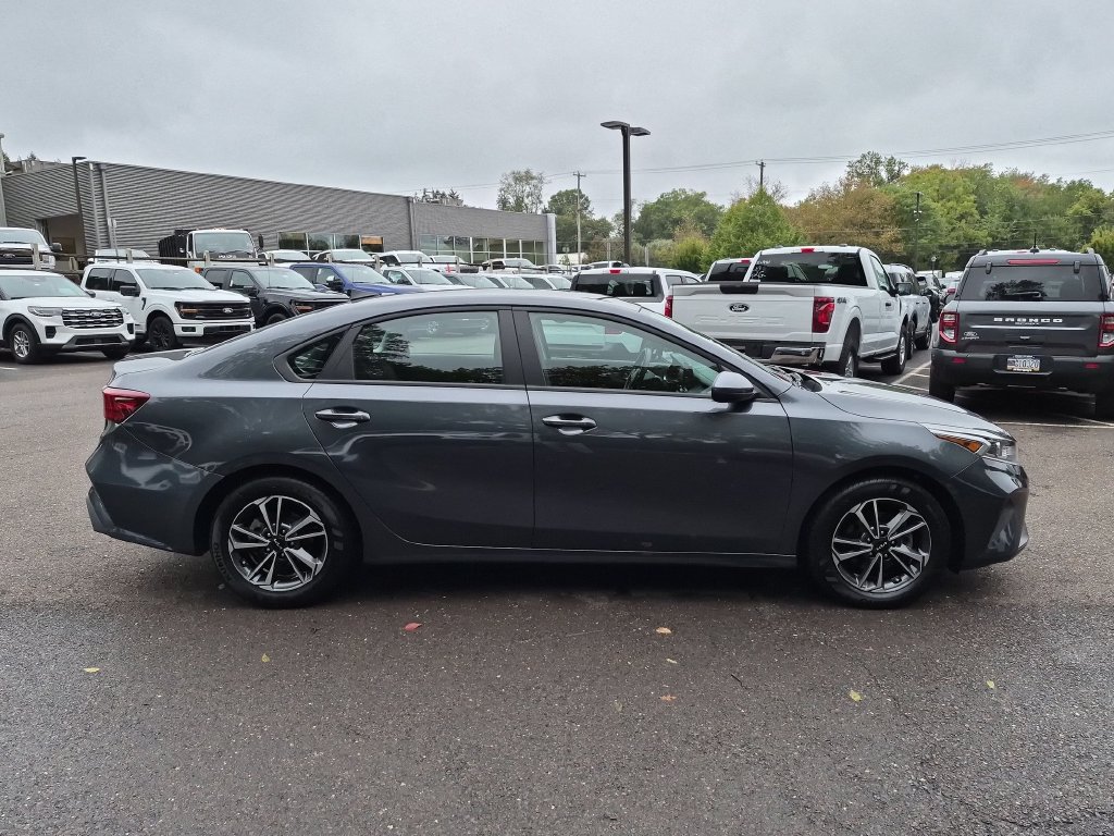 Used 2024 Kia Forte LXS FWD image 13