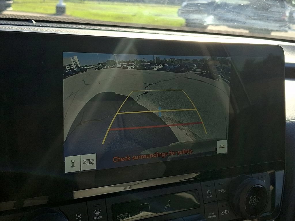 Used 2024 Toyota Grand Highlander AWD image 17