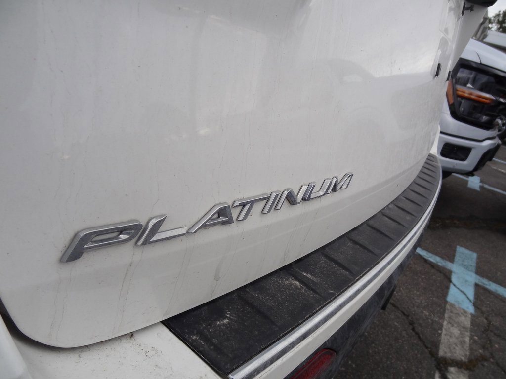 Certified 2022 Ford Explorer Platinum w/ Equipment Group 601A image 6