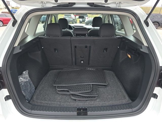 Used 2022 Volkswagen Taos S image 16