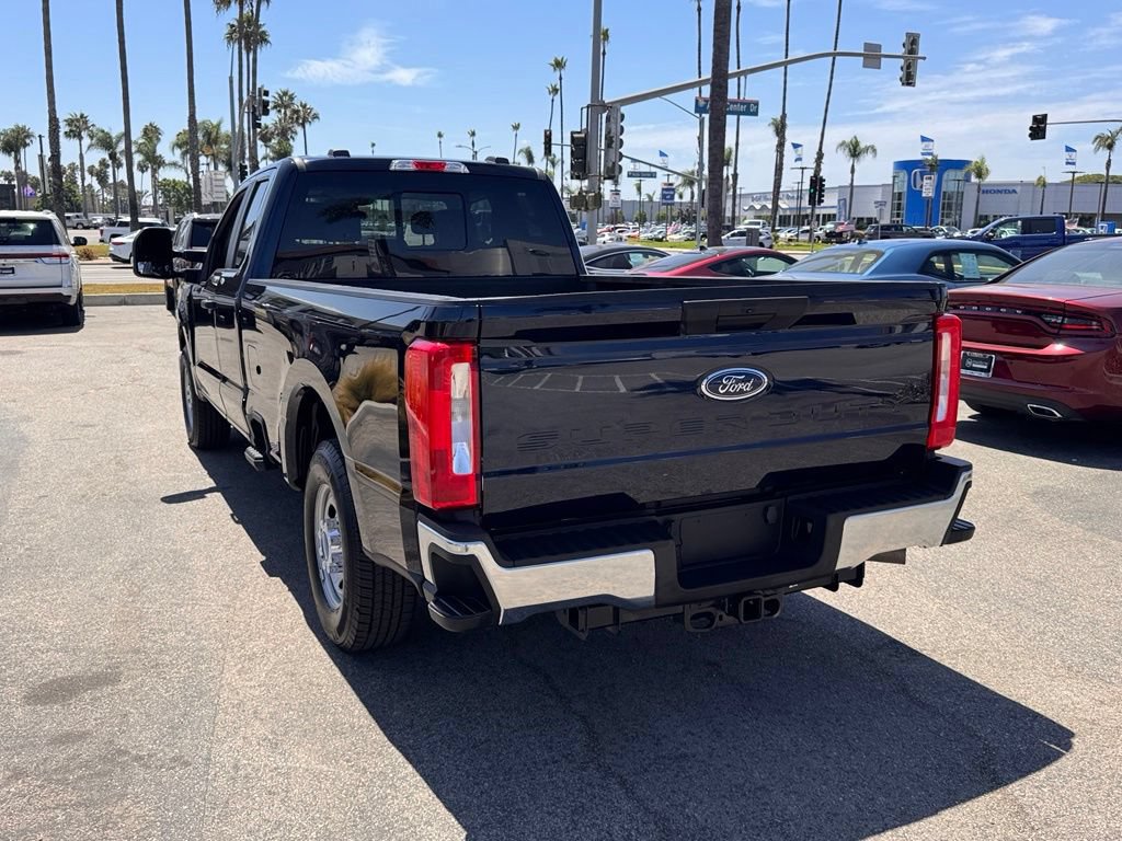 Certified 2024 Ford F250 XL w/ XL Chrome Package RWD image 10