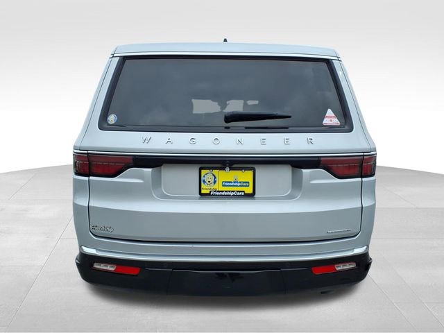 Used 2024 Jeep Wagoneer L Series II w/ Flexible Seating Group AWD/4WD image 7