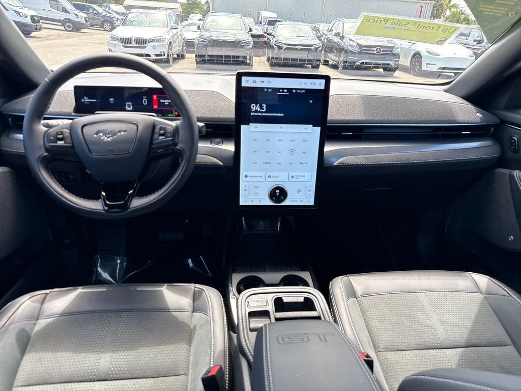 Certified 2025 Ford Mustang Mach-E GT AWD/4WD image 6