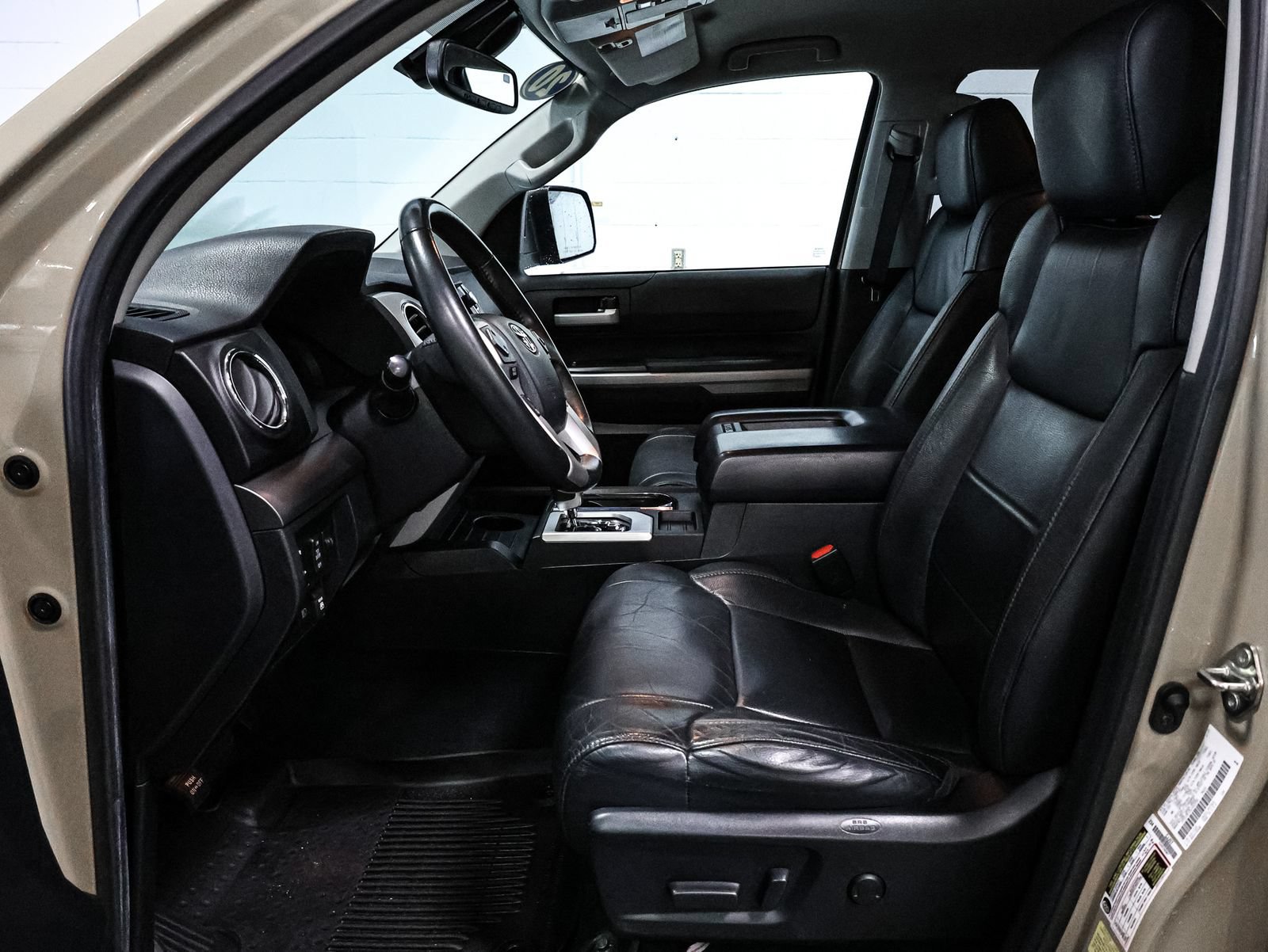 Used 2020 Toyota Tundra SR5 w/ SR5 Leather Package RWD image 23