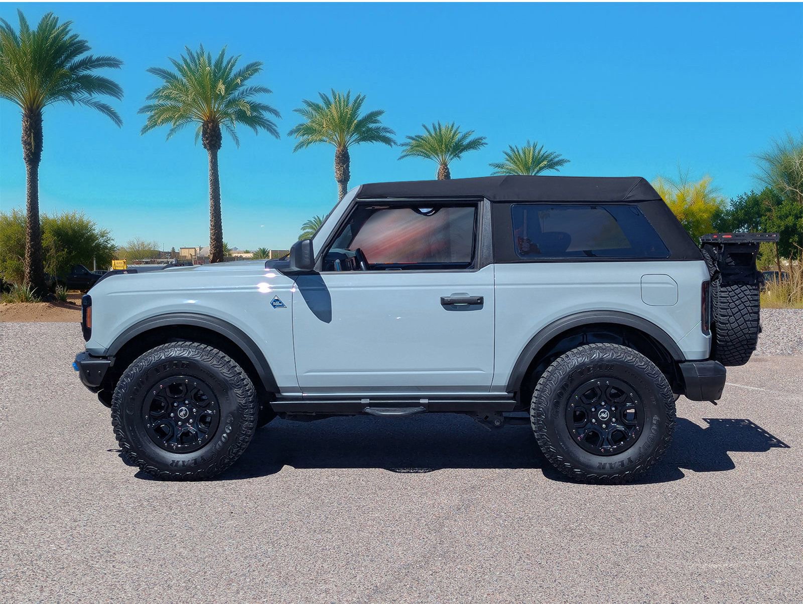 Certified 2023 Ford Bronco Black Diamond image 2