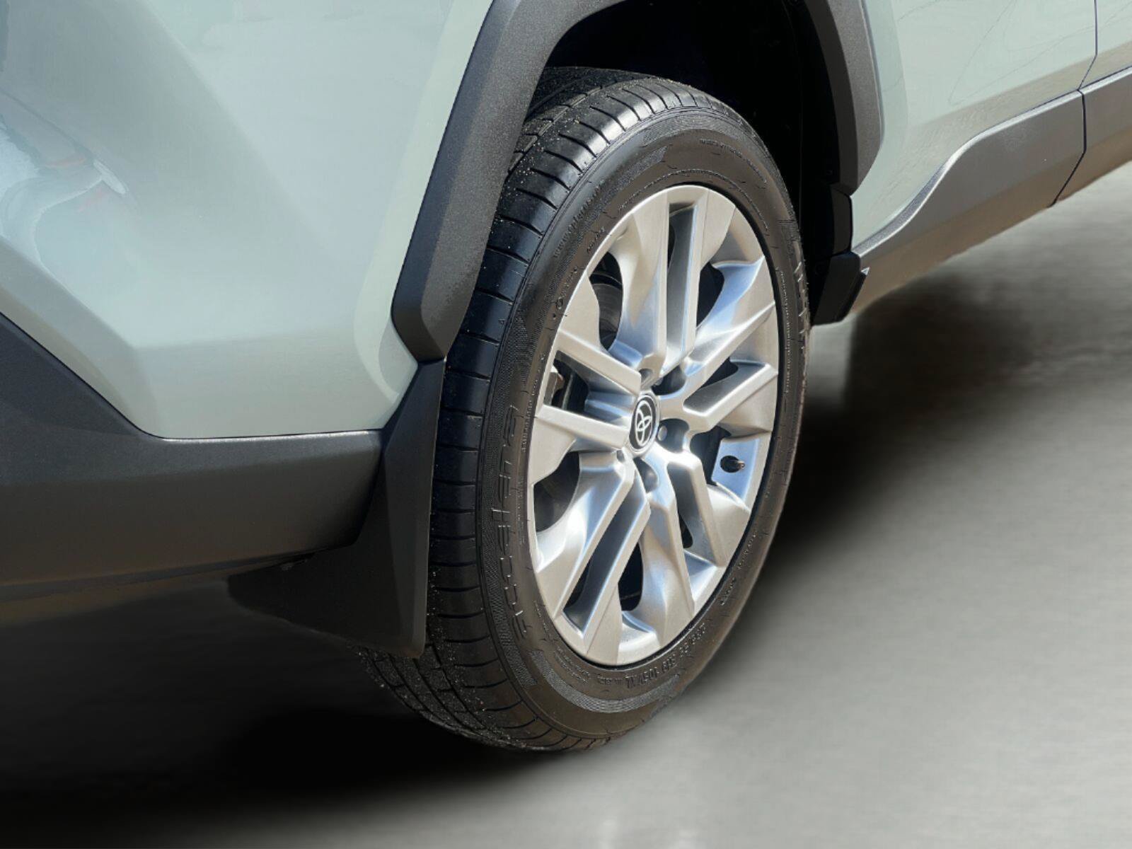 Used 2023 Toyota RAV4 XLE Premium FWD image 24