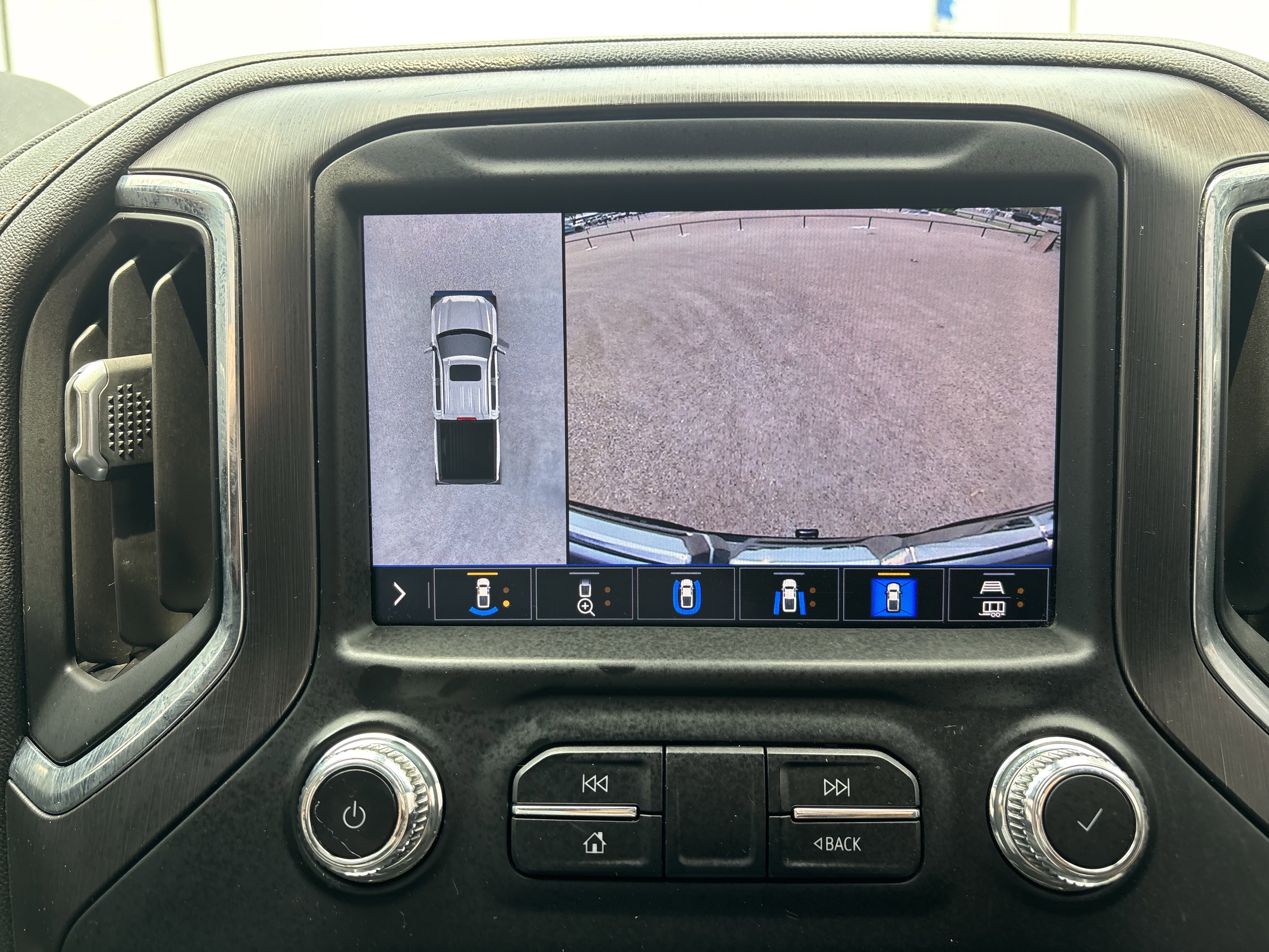 Used 2020 GMC Sierra 1500 AT4 w/ AT4 Premium Package AWD/4WD image 36