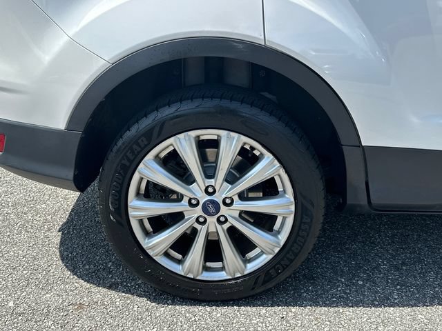 Certified 2017 Ford Escape Titanium AWD/4WD image 18