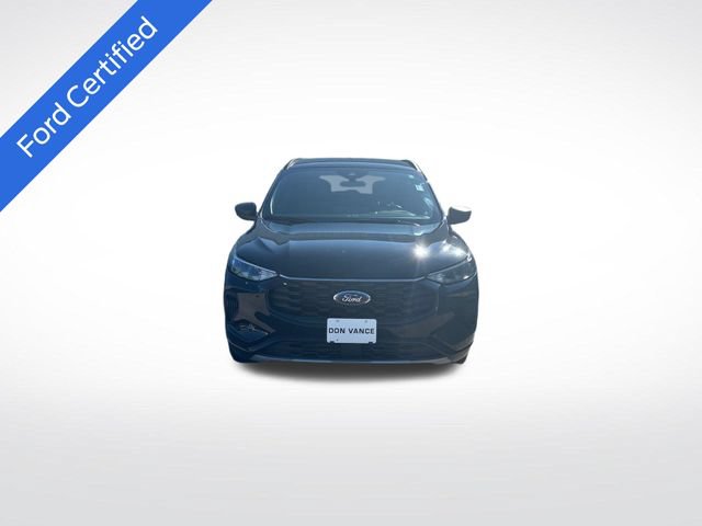 Certified 2023 Ford Escape ST-Line w/ Tech Pack #1 AWD/4WD image 8