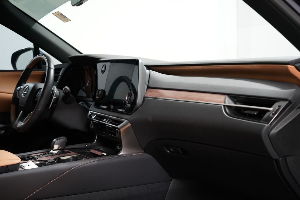 Used 2024 Lexus RX 350 Premium w/ Accessory Package AWD/4WD image 24