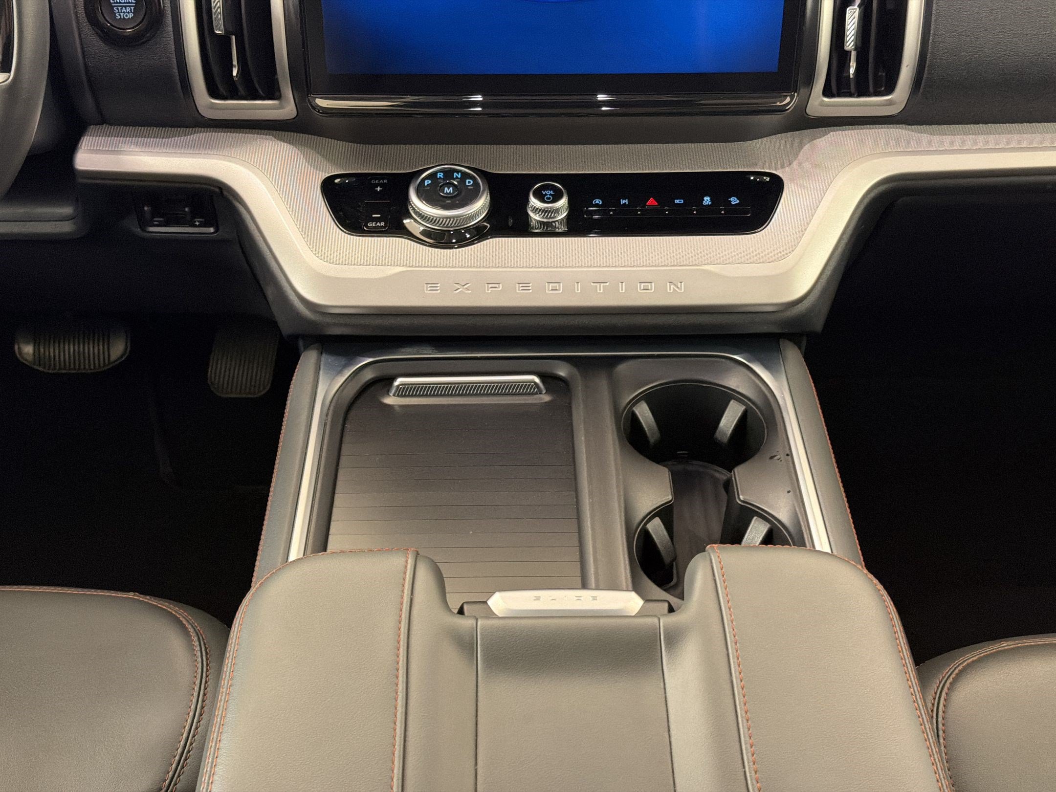 Certified 2025 Ford Expedition Max Active AWD/4WD image 18